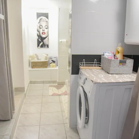 Vendi Apartment *